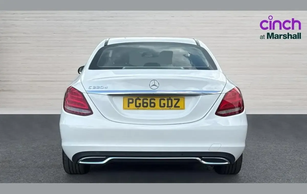 Used Mercedes C220 168 HP (123 kW) 2017 White Sedan