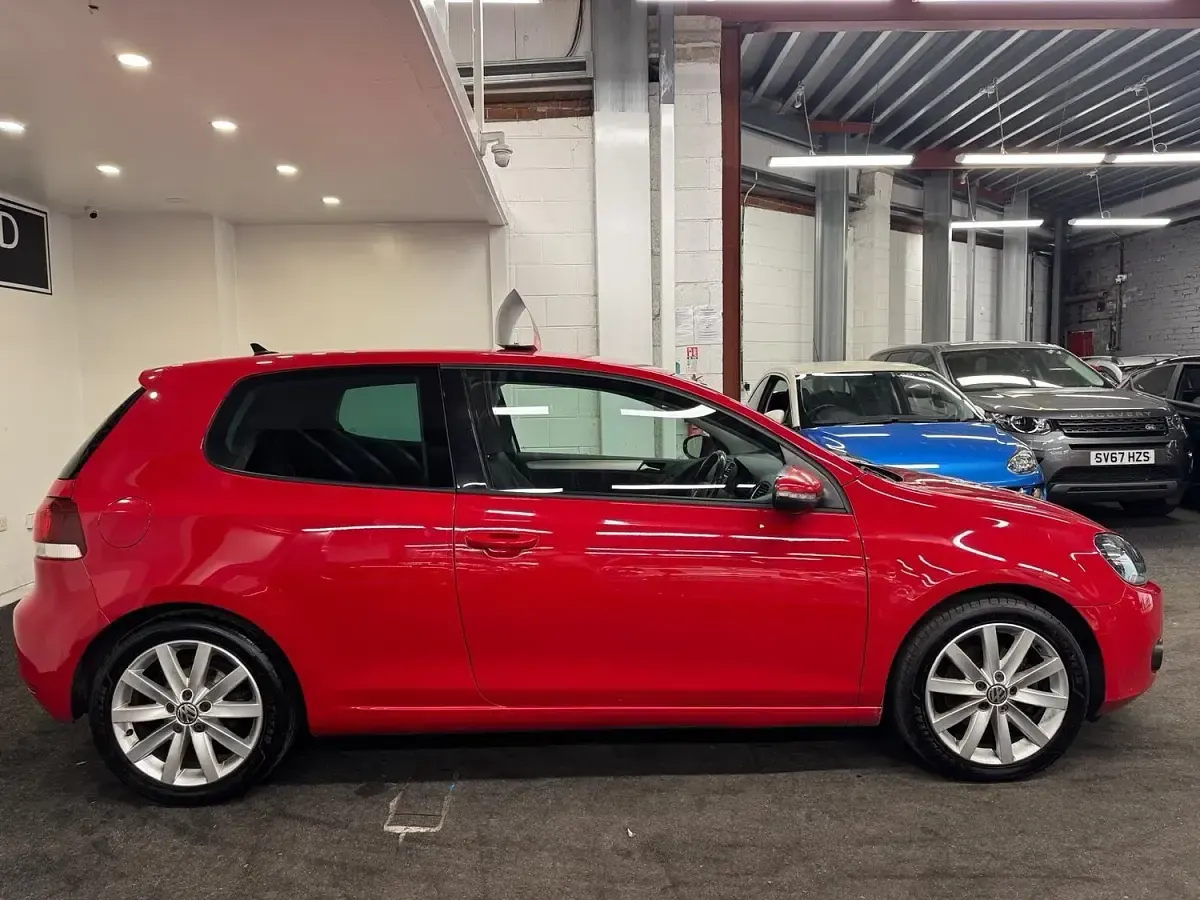 Used VW Golf VI GT 140 HP (102 kW) 2011 Red Hatchback