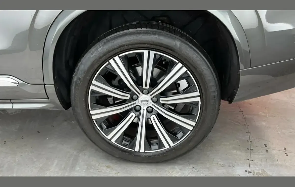 Used Volvo XC90 Inscription 235 HP (172 kW) 2022 Grey SUV