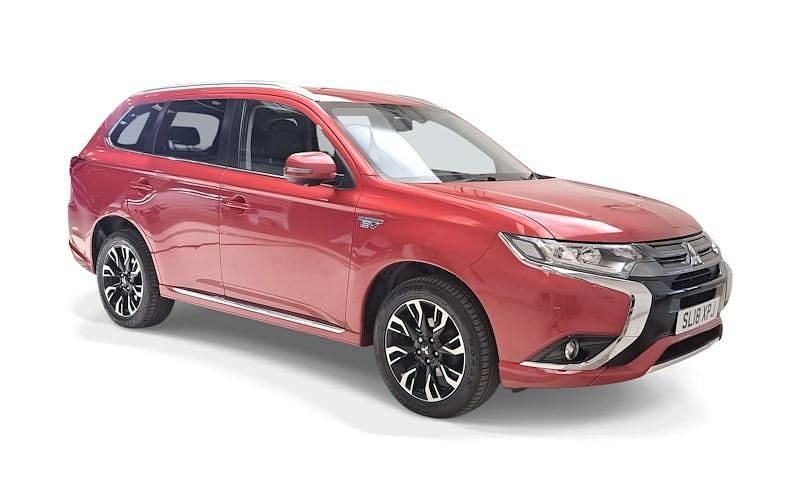 Used 2018 Mitsubishi Outlander P-HEV Estate | £9,990 (Fair price) - Image 1/4