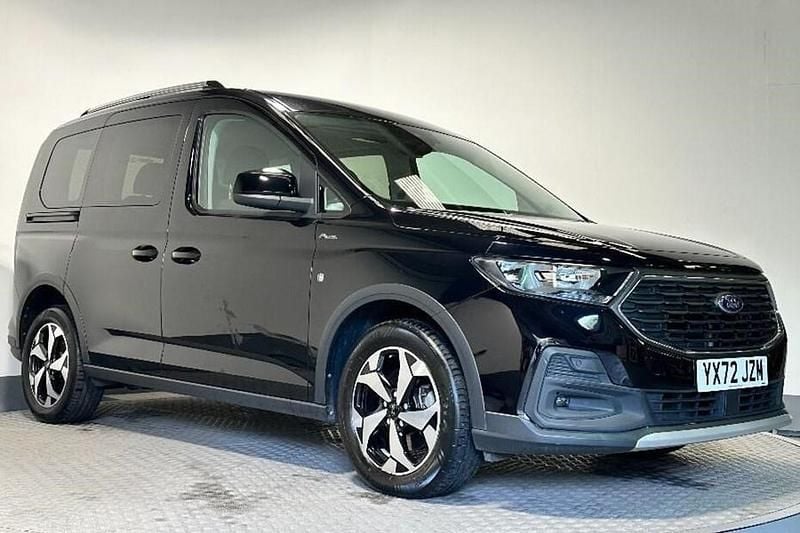 Black Used 2022 Ford Tourneo Connect Active MPV | £23,395 (Fair price) - Image 1/1