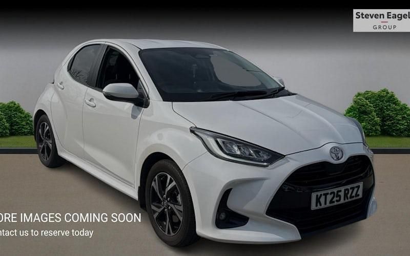 Used Toyota Yaris Hybrid Design 116 HP (85 kW) 2026 Hatchback