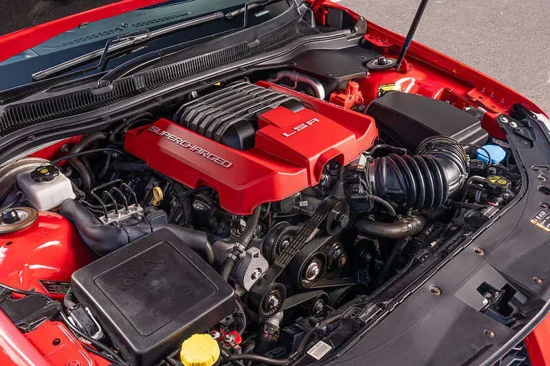 Used Vauxhall VXR8 576 HP (423 kW) 2014 Red Sedan
