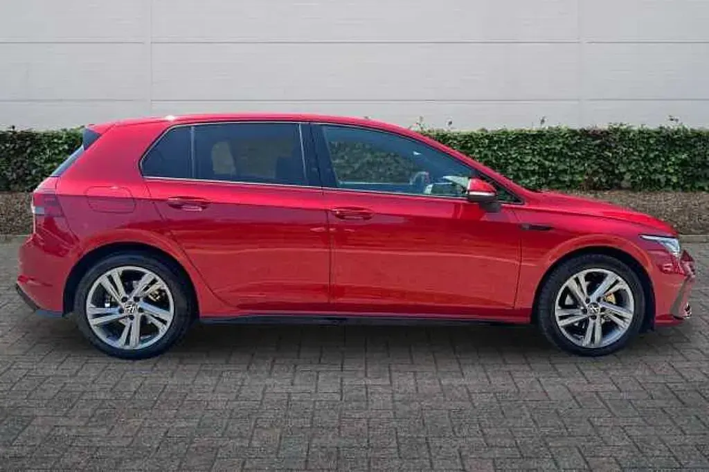Used VW Golf VIII 130 HP (95 kW) 2021