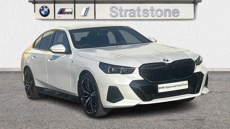 White Used 2025 BMW 520 M Sport | £45,495 (Expensive) - Image 1/4