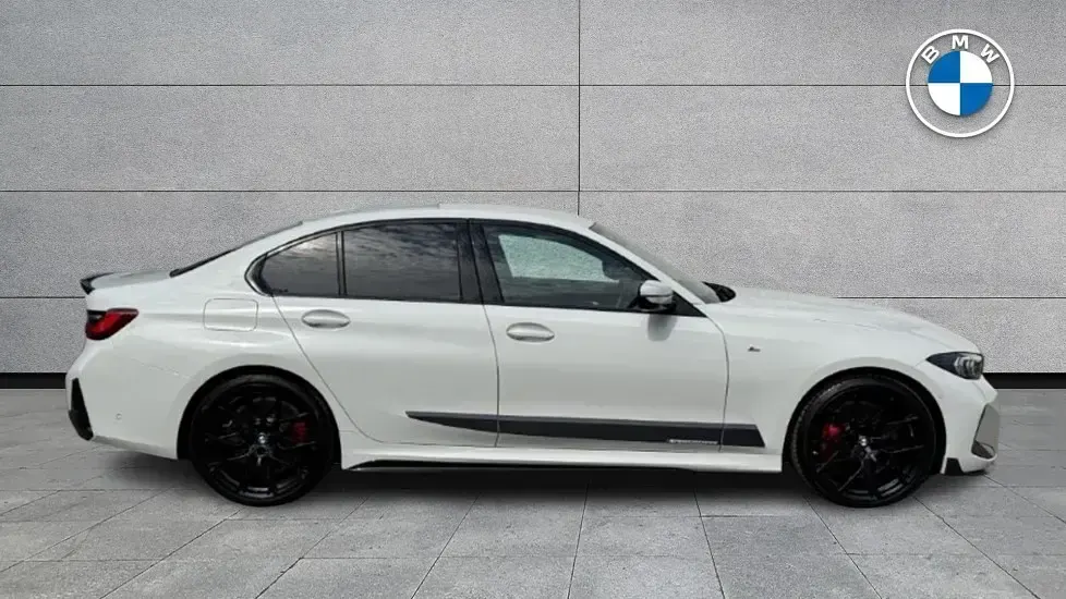 Used BMW 320 M Sport 181 HP (133 kW) 2025 White Sedan