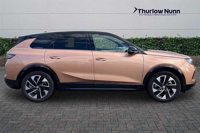 Used Vauxhall Grandland 156 kW (213 HP) 2025 Impact copper SUV