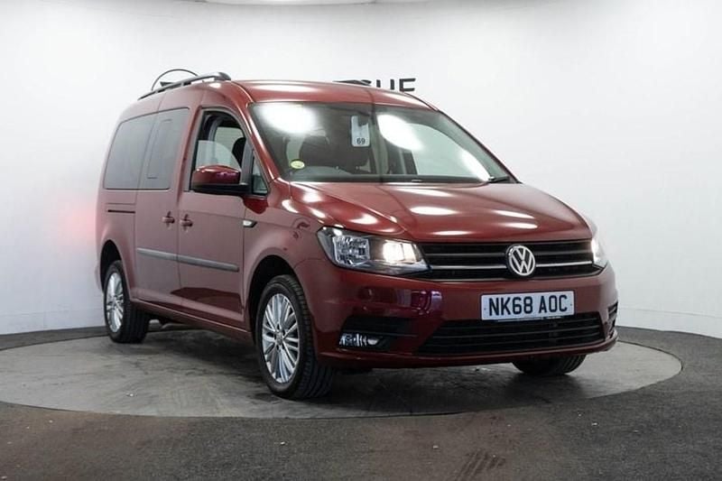 Red Used 2019 VW Caddy Maxi Life S MPV | £12,995 (Super price) - Image 1/1