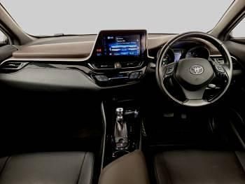 Used Toyota C-HR 122 HP (89 kW) 2018 Silver SUV