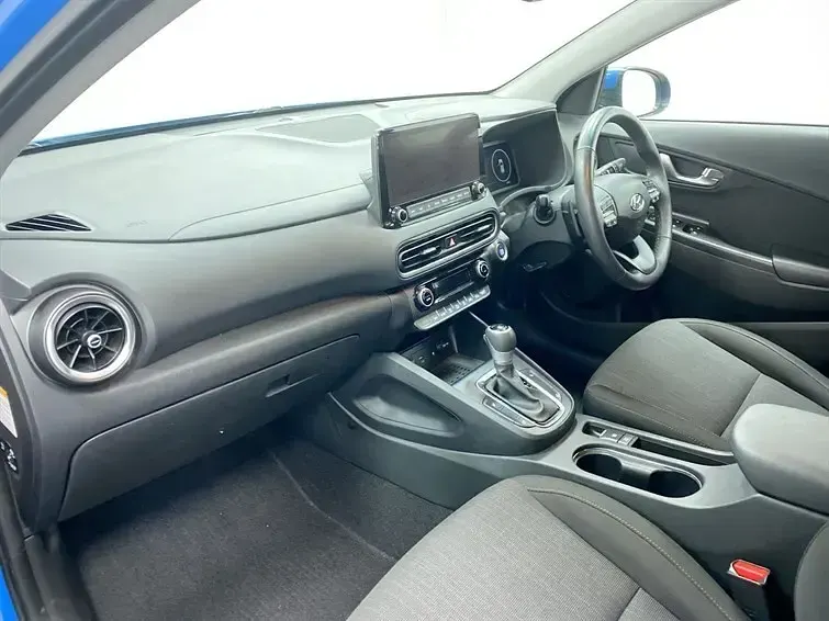 Used Hyundai Kona Premium 141 HP (103 kW) 2021 Blue SUV