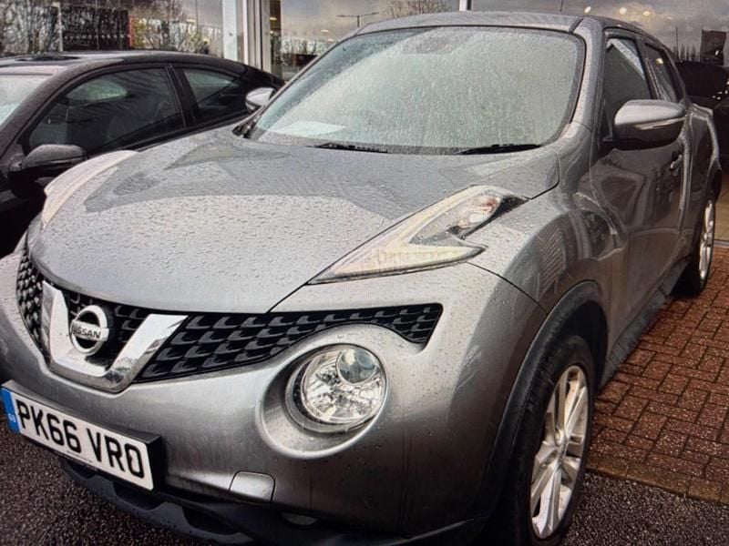 Used Nissan Juke N-Connecta 110 HP (80 kW) 2016 Grey SUV