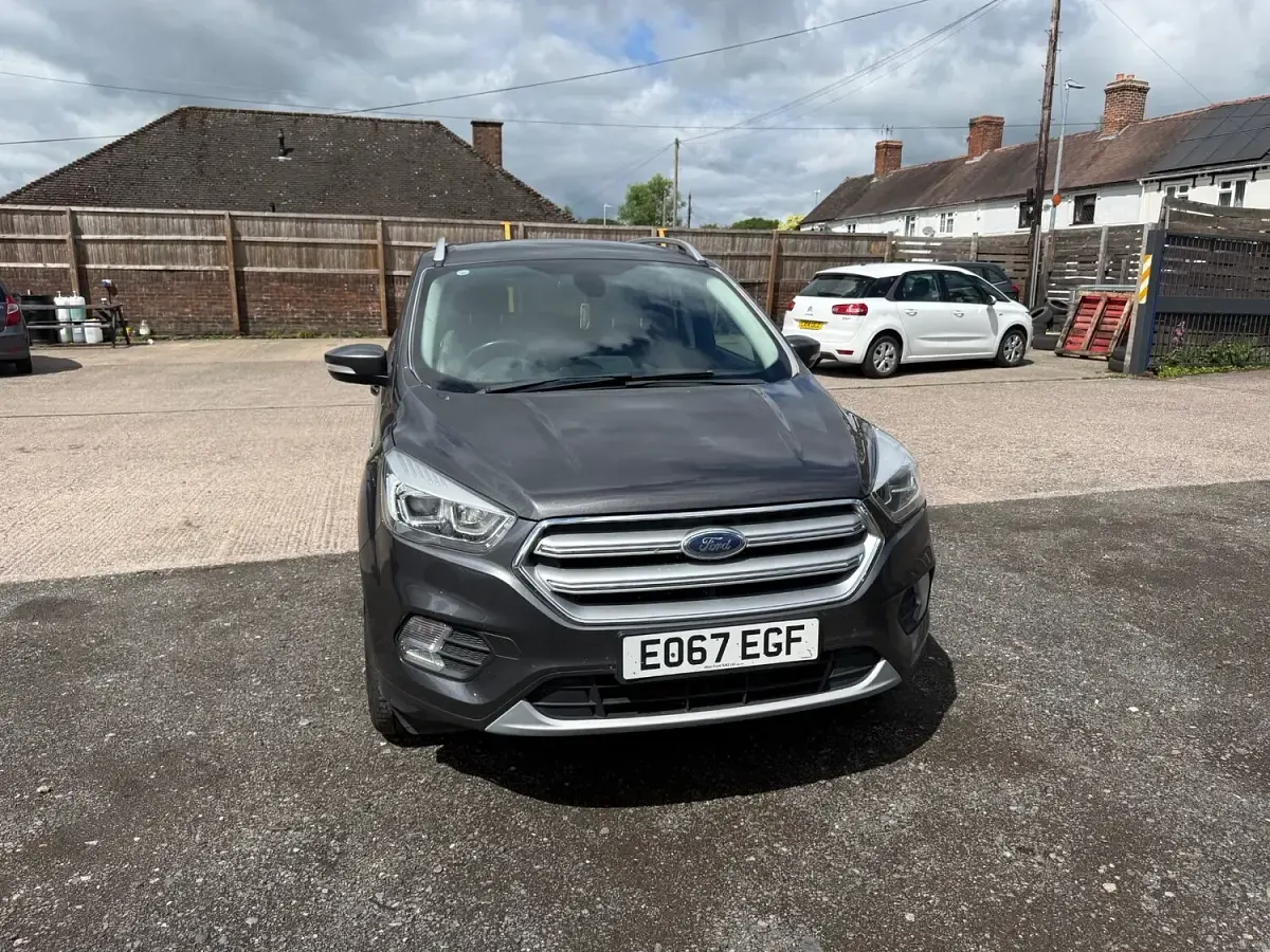 Used Ford Kuga Titanium 150 HP (110 kW) 2017 Grey SUV