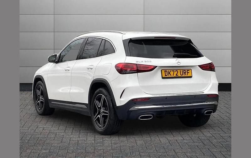 Used Mercedes GLA200 Executive 163 HP (119 kW) 2022 White SUV