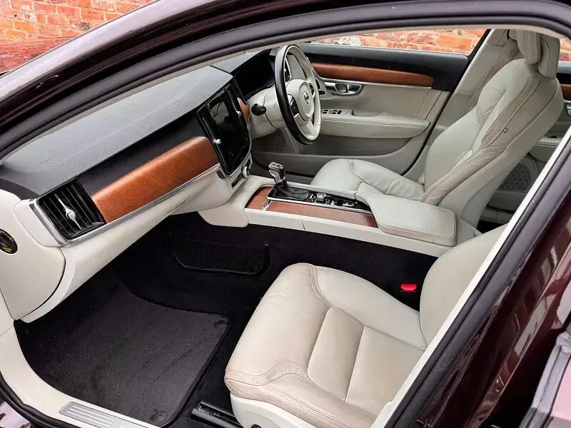 Used Volvo V90 Inscription 2017 Bronze Estate
