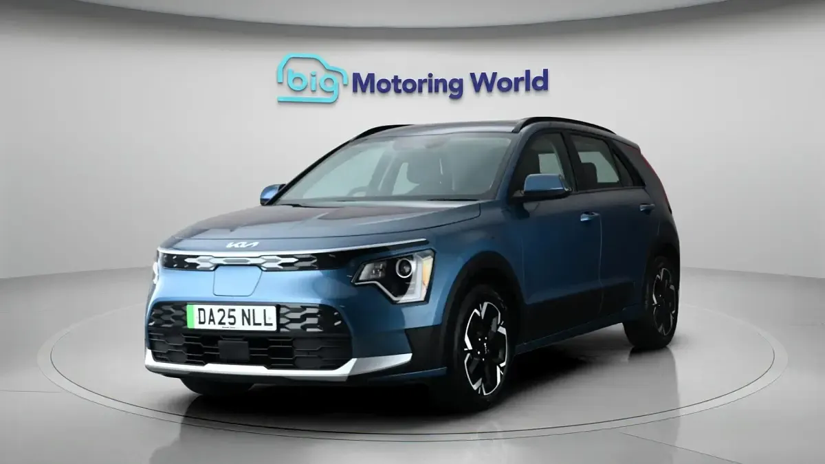 Used Kia e-Niro 147 kW (201 HP) 2025 Blue SUV