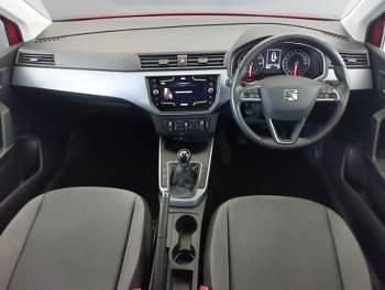 Used Seat Arona SE Technology 95 HP (69 kW) 2017 Red SUV
