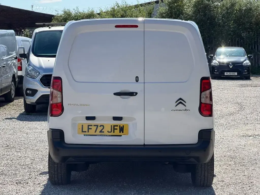 Used Citroën e-Berlingo 100 HP (73 kW) 2023 White Van