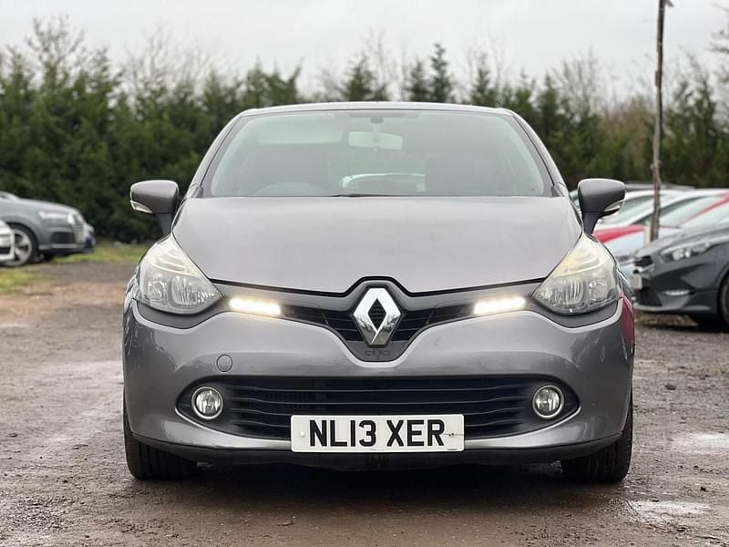 Used Renault Clio IV Expression+ 90 HP (66 kW) 2013 Grey Hatchback