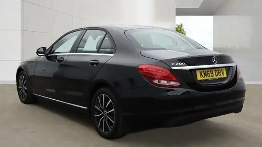 Used Mercedes C200 SE 2019 Black Sedan