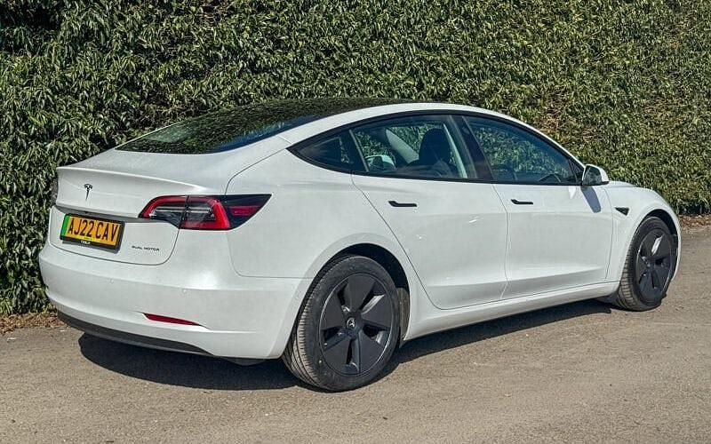 Used Tesla Model 3 Long Range AWD 258 kW (351 HP) 2023 Sedan