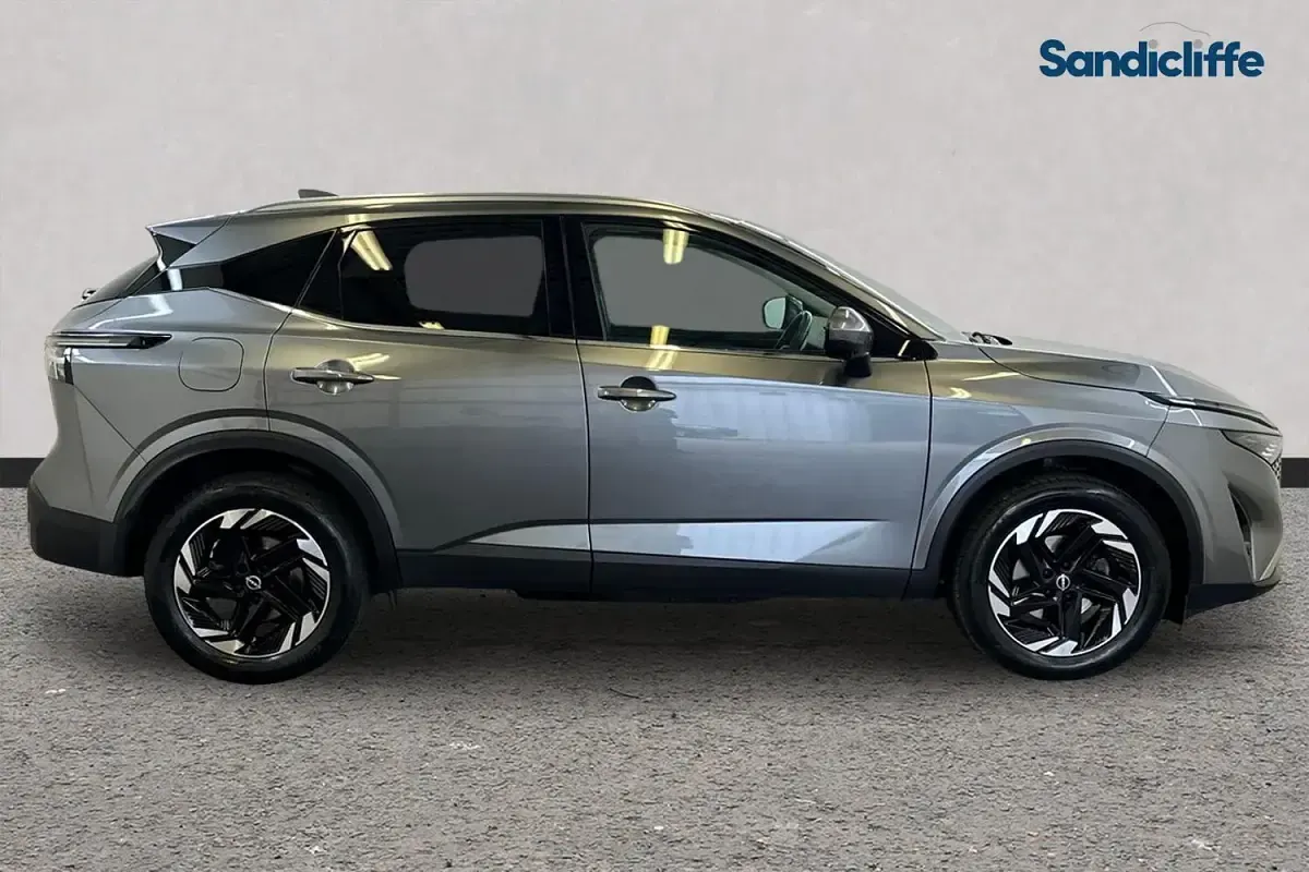 Used Nissan Qashqai N-Connecta 140 HP (102 kW) 2024 Grey SUV