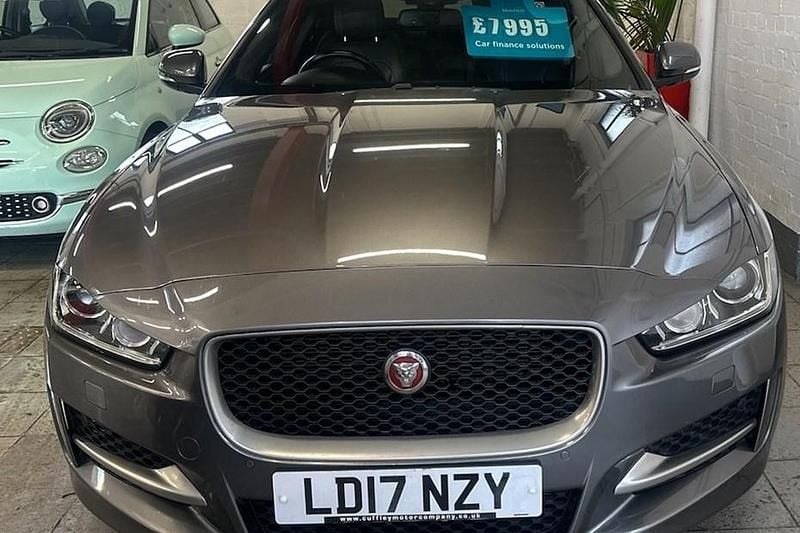 Used Jaguar XE R-Sport 180 HP (132 kW) 2017 Grey Sedan