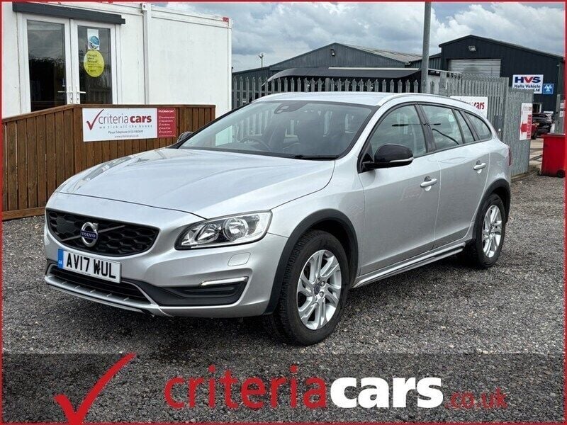 Silver Used 2017 Volvo V60 CC SE Estate | £8,999 - Image 1/2