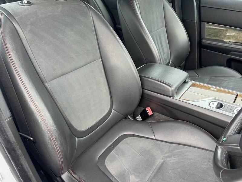 Used Jaguar XF R-Sport 200 HP (147 kW) 2015 White Sedan