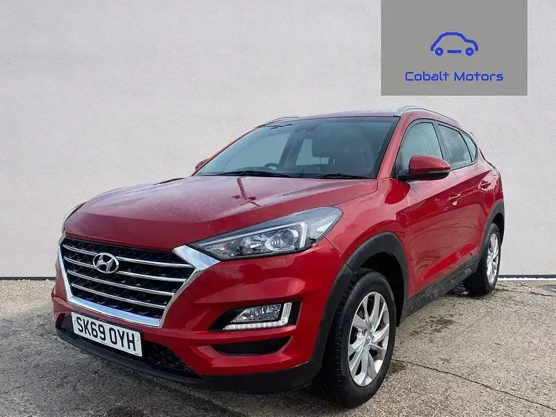 Used Hyundai Tucson SE 132 HP (97 kW) 2019 Red SUV