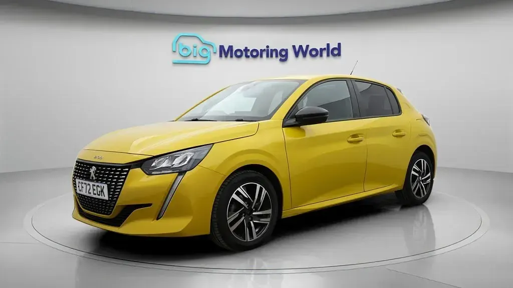 Gebraucht Peugeot 208 Active+ 75 PS (55 kW) 2023 Gelb Kleinwagen