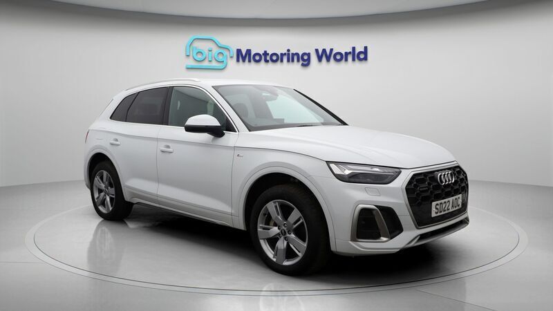 White Used 2022 Audi Q5 S-Line SUV | £28,200 (Good price) - Image 1/4