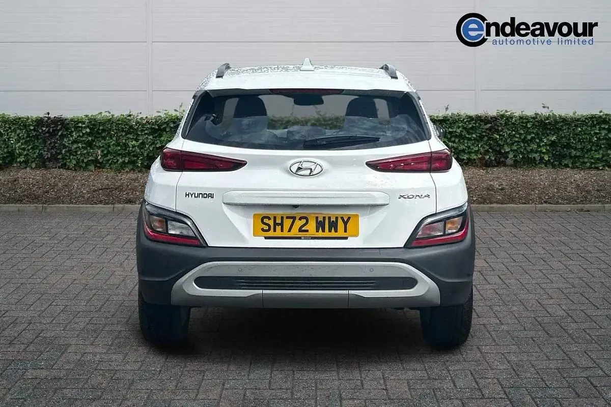 Used Hyundai Kona SE 120 HP (88 kW) 2023 White SUV