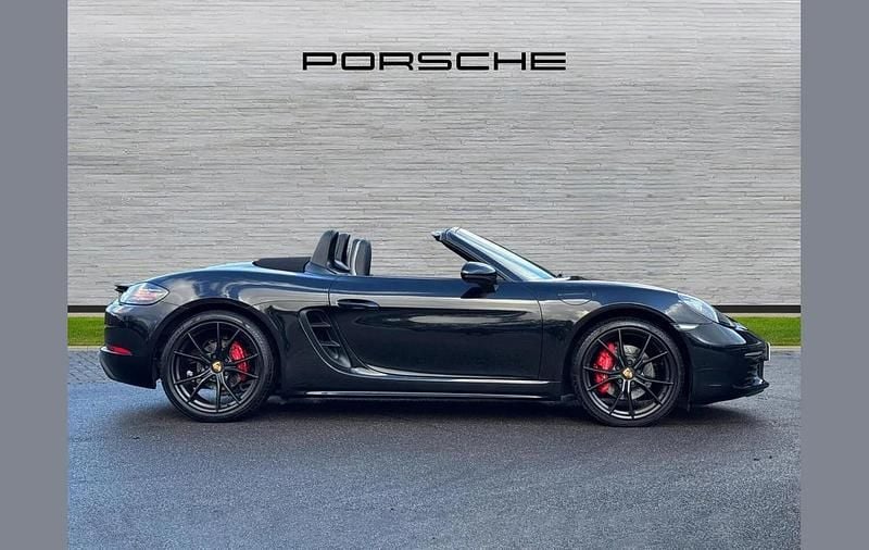 Used Porsche Boxster 344 HP (253 kW) 2018 Black Cabriolet