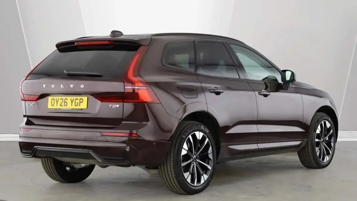 Used Volvo XC60 Ultra 449 HP (330 kW) 2026 Red SUV