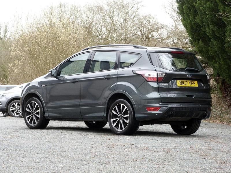 Used Ford Kuga ST-Line 120 HP (88 kW) 2017 Green SUV