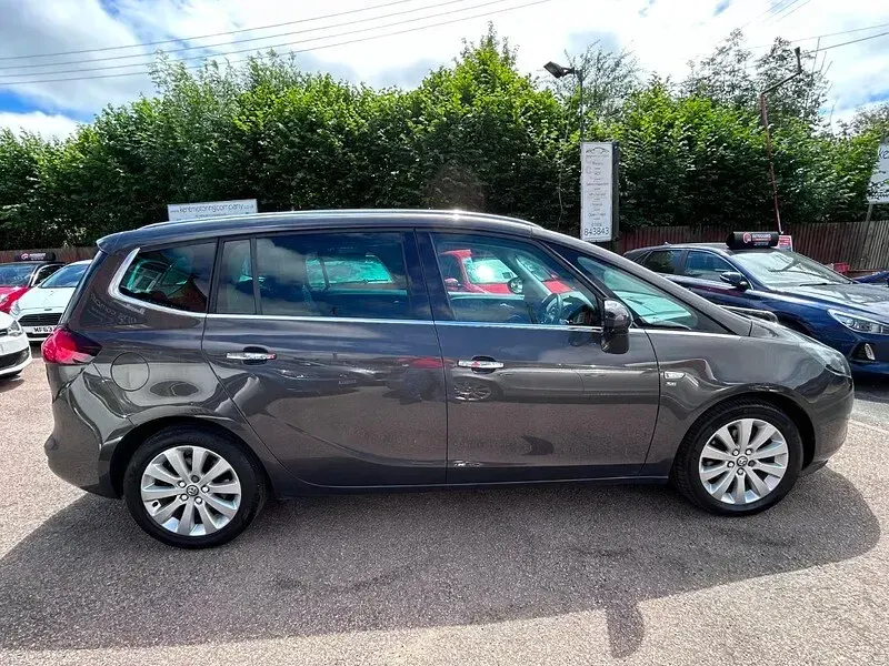 Used Vauxhall Zafira 140 HP (102 kW) 2012 Grey MPV