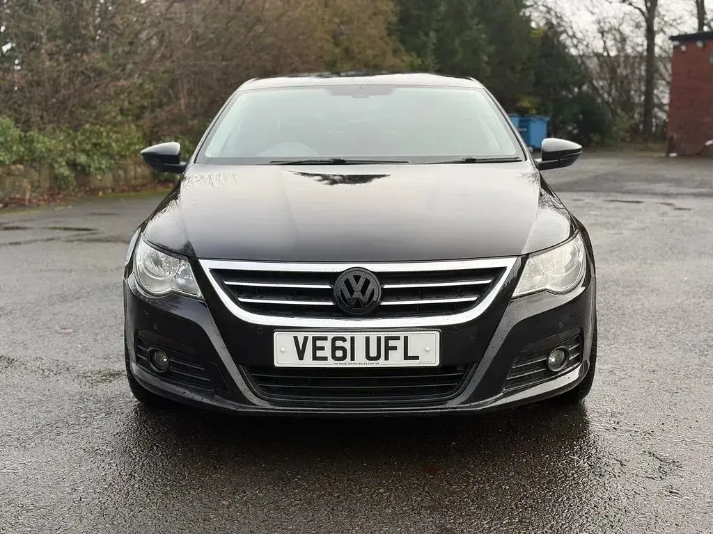 Used VW Passat GT 140 HP (102 kW) 2012 Black Coupe