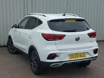 Used MG ZS Exclusive 106 HP (77 kW) 2024 White SUV