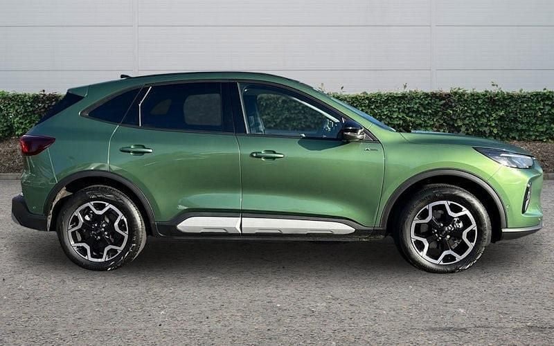 Used Ford Kuga Active 242 HP (177 kW) 2025 SUV