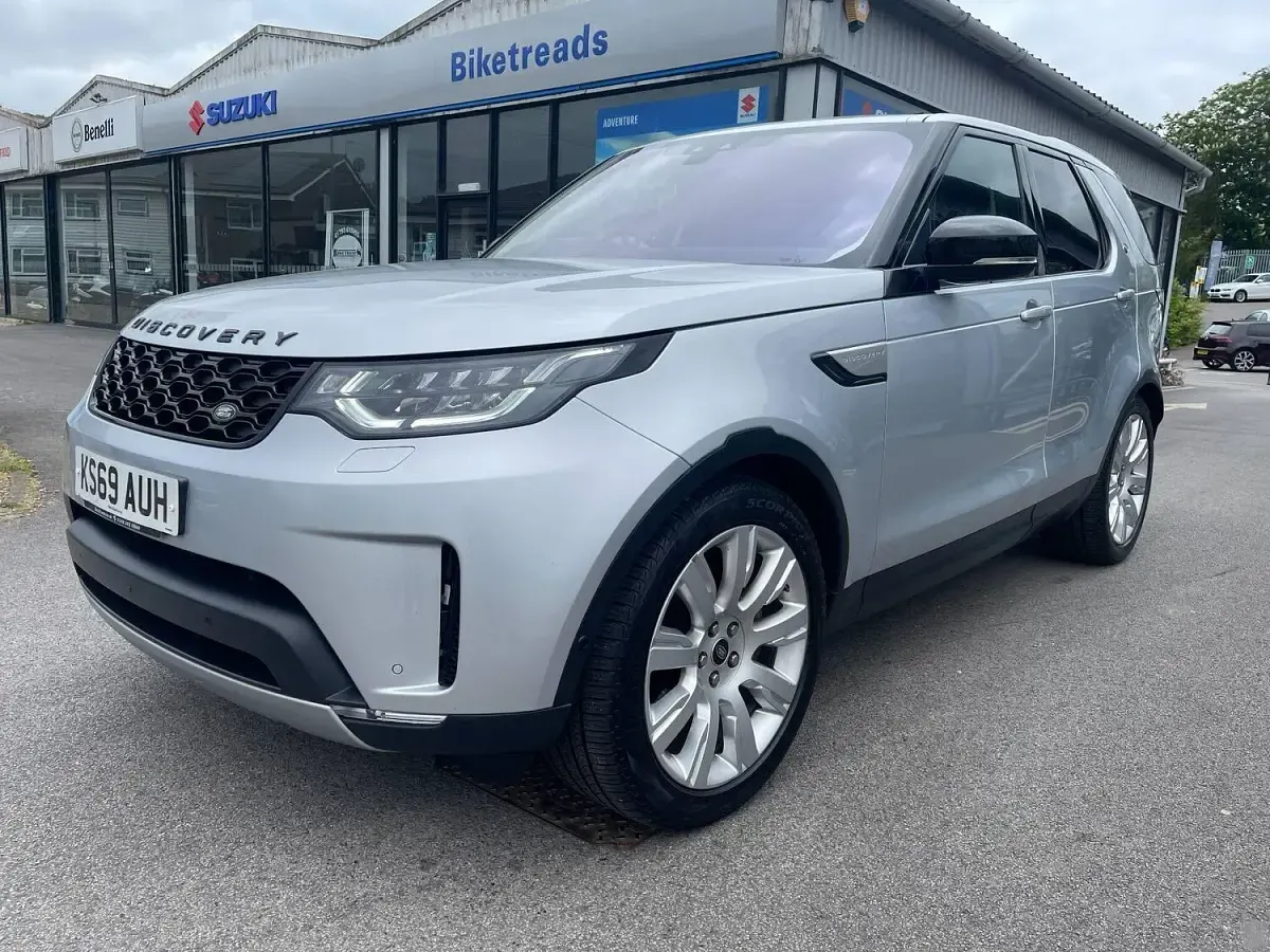 Used Land Rover Discovery 5 HSE Luxury 2019 Silver SUV