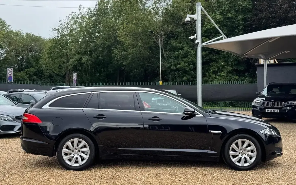 Used Jaguar XF Luxury 2014 Black Estate