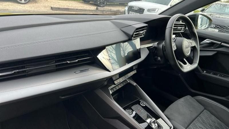 Image 2/4
