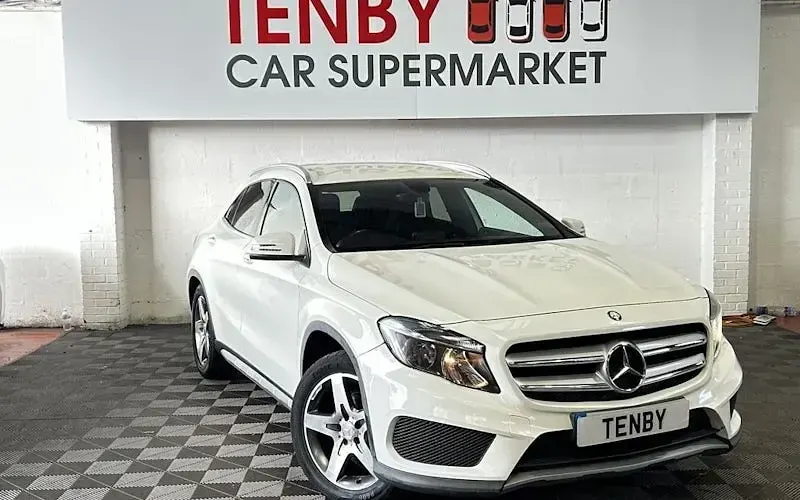 Used Mercedes GLA200 AMG line 136 HP (100 kW) 2015 SUV