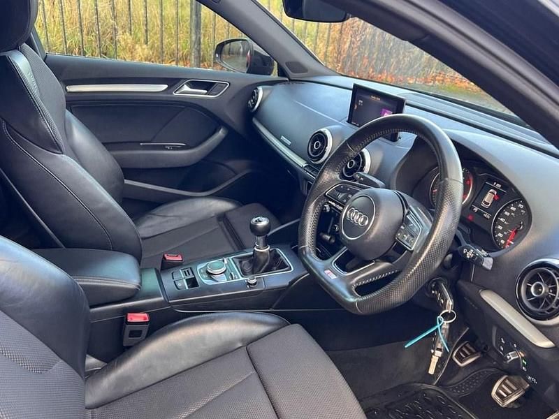 Used Audi A3 Sportback S-Line 110 HP (80 kW) 2016 Black Hatchback