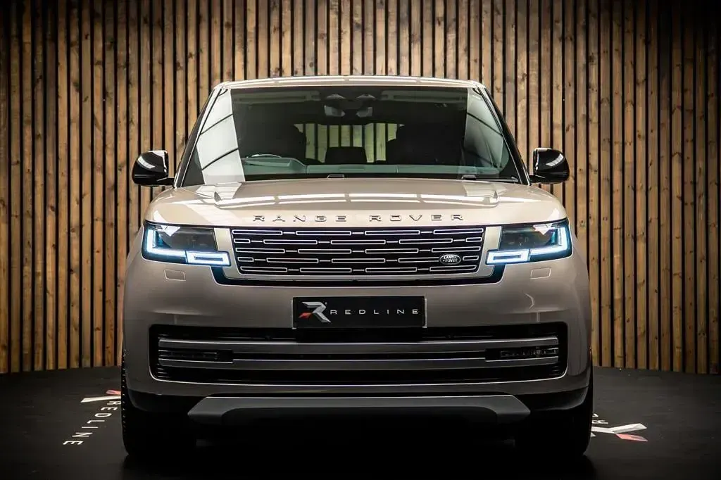 Used Land Rover Range Rover Autobiography 400 HP (294 kW) 2025 Gold SUV