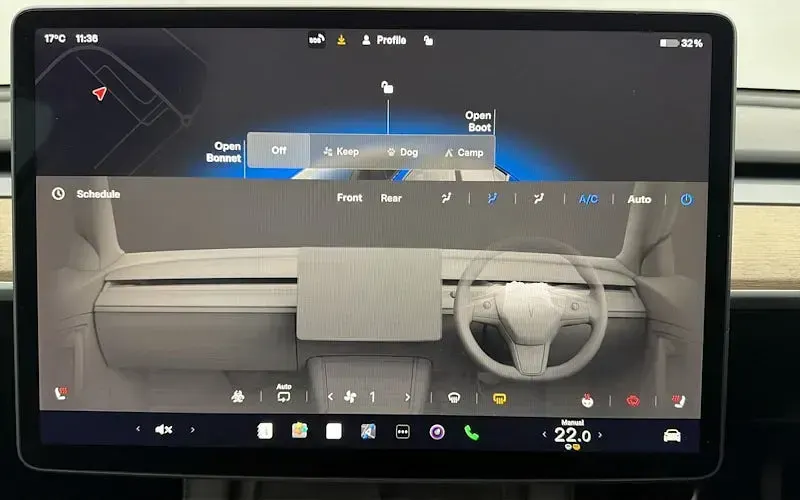 Used Tesla Model Y Long Range AWD 378 kW (514 HP) 2022 Blue SUV