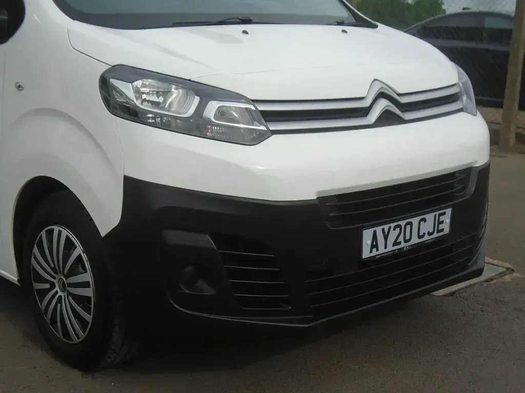 Used Citroën Dispatch 2020 White MPV