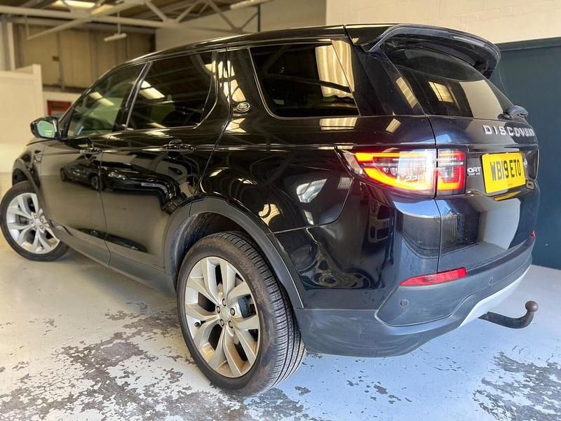 Used Land Rover Discovery Sport HSE 180 HP (132 kW) 2019 Black SUV