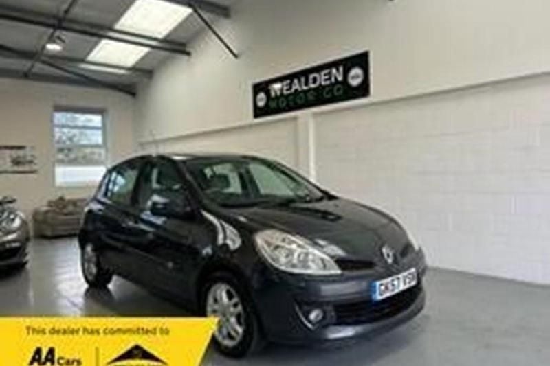 Grey Used 2007 Renault Clio II Privilege Hatchback | £3,695 (Fair price) - Image 1/1