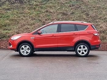 Used Ford Kuga Zetec 150 HP (110 kW) 2016 Red SUV